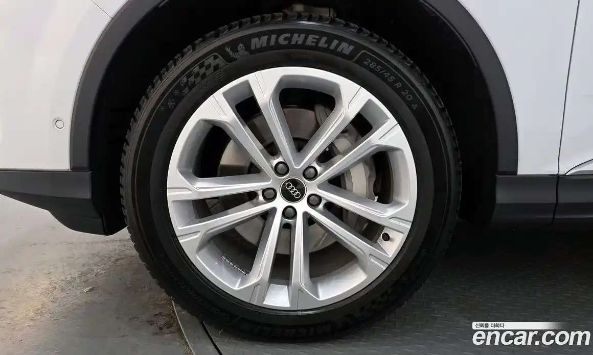 Audi Q7 2025 3.0 Автомат в Москве № 624635, фото 5