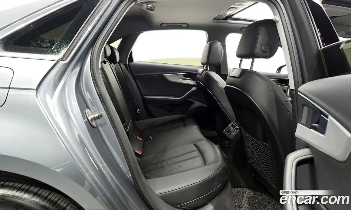 Audi A4 2018 2.0 Автомат в Москве № 625052, фото 12