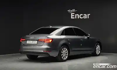 Audi A4 2018 2.0 Автомат в Москве № 625081, миниатюра 2