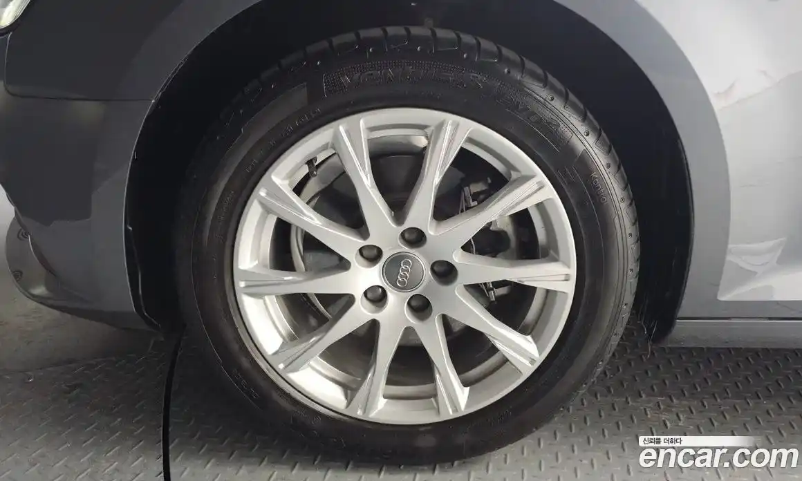 Audi A4 2018 2.0 Автомат в Москве № 625081, фото 5