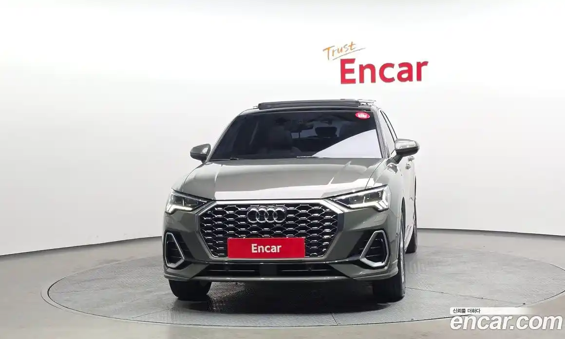 Audi Q3 2020 2.0 Автомат в Москве № 625244, фото 3