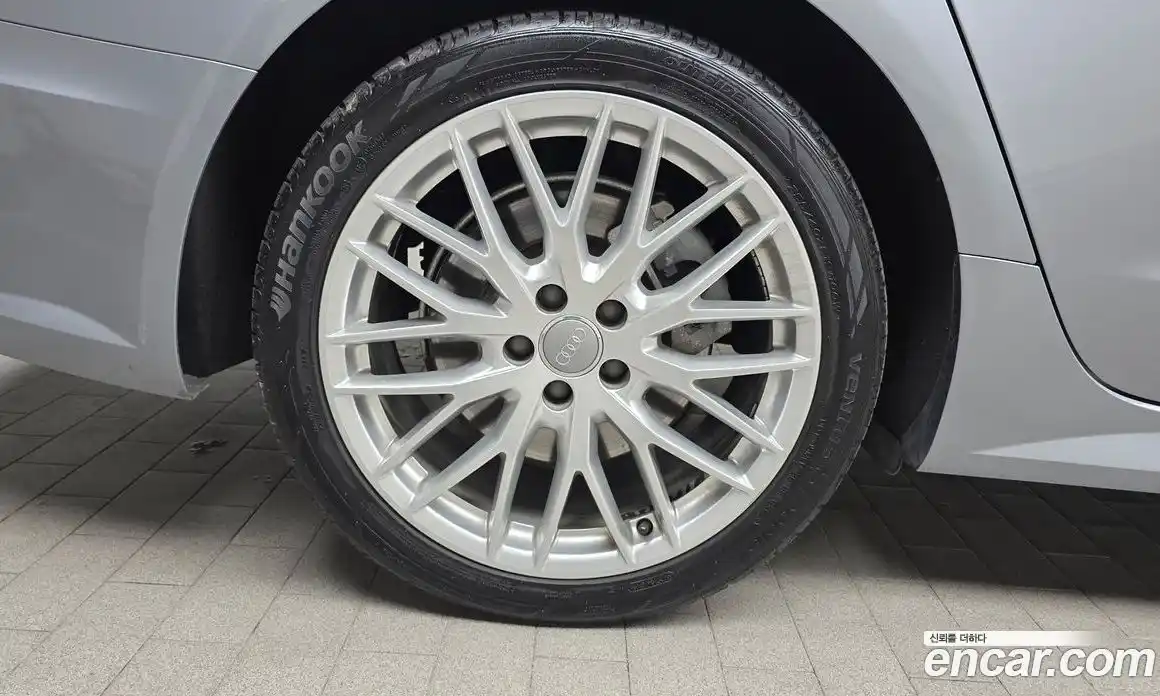 Audi A6 2017 2.0 Автомат в Москве № 625376, фото 5