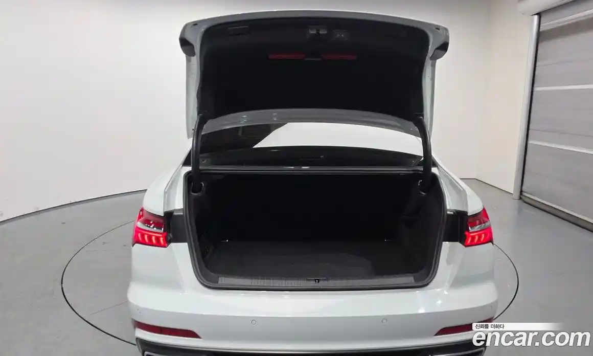 Audi A6 2020 2.0 Автомат в Москве № 625454, фото 20