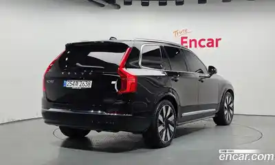 Volvo XC90 2024 2.0 Автомат в Москве № 626138, миниатюра 2