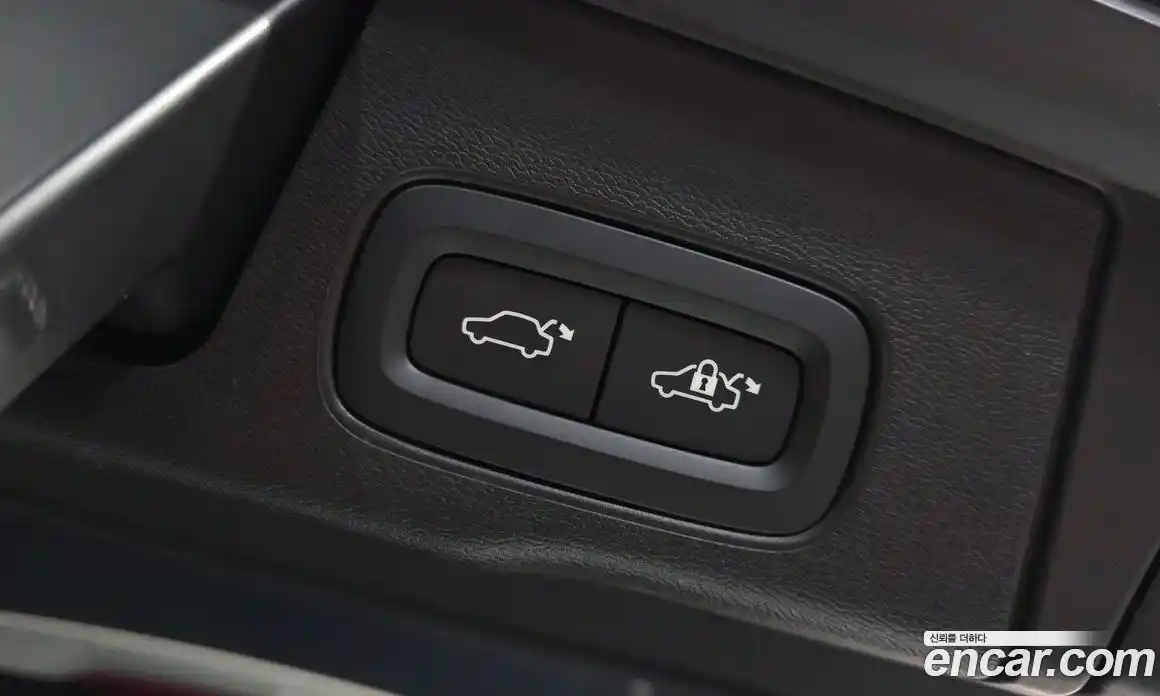 Volvo XC60 2024 2.0 Автомат в Москве № 626182, фото 16