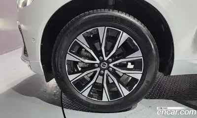 Volvo XC60 2024 2.0 Автомат в Москве № 626182, миниатюра 5