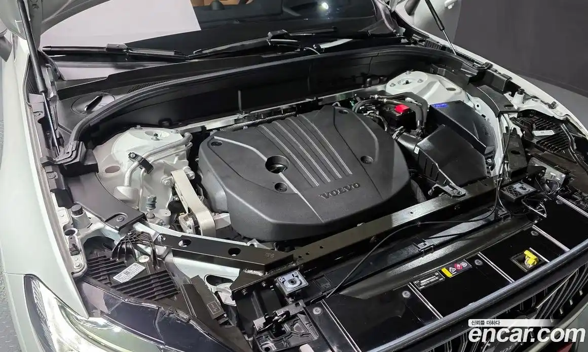 Volvo XC60 2024 2.0 Автомат в Москве № 626182, фото 6