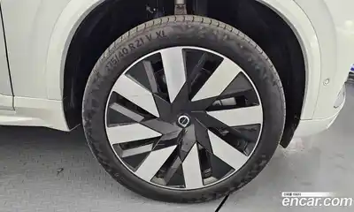 Volvo XC90 2024 2.0 Автомат в Москве № 626205, миниатюра 4