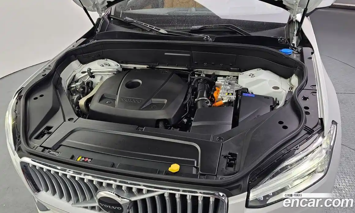 Volvo XC90 2024 2.0 Автомат в Москве № 626205, фото 5