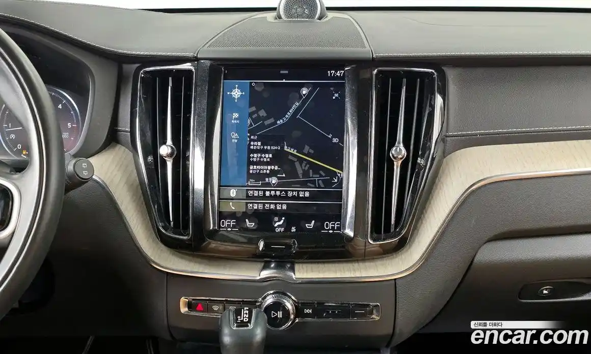 Volvo XC60 2018 2.0 Автомат в Москве № 626412, фото 14