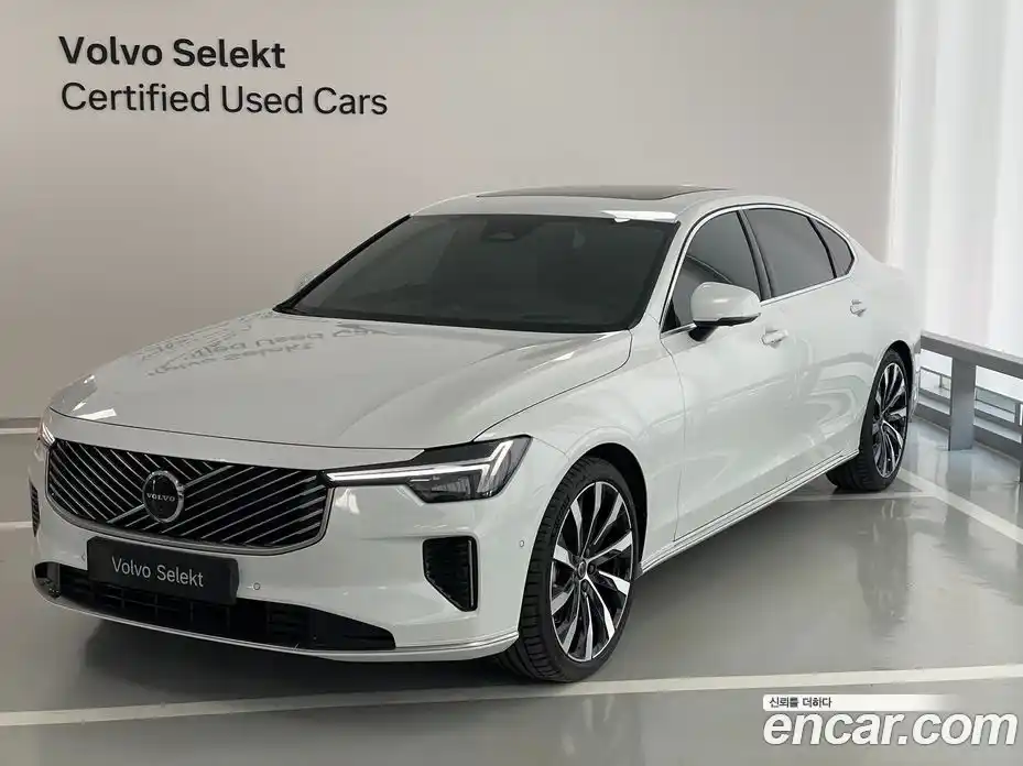 Volvo S90 2026 2.0 Автомат в Москве № 626465, фото 1