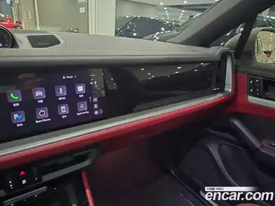 Porsche Cayenne 2024 3.0 Автомат в Москве № 626639, миниатюра 12