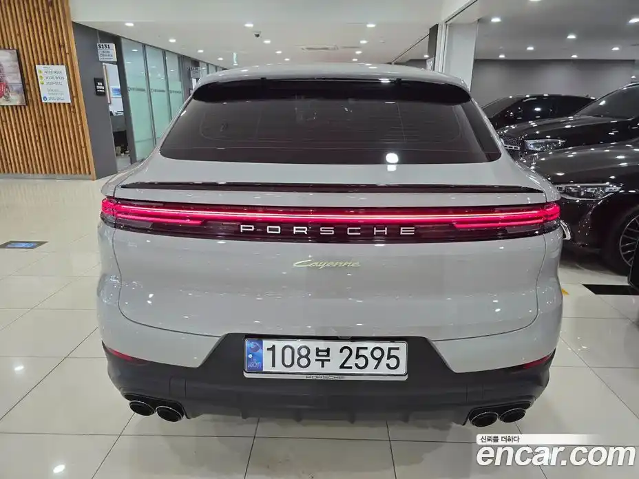 Porsche Cayenne 2024 3.0 Автомат в Москве № 626639, фото 4