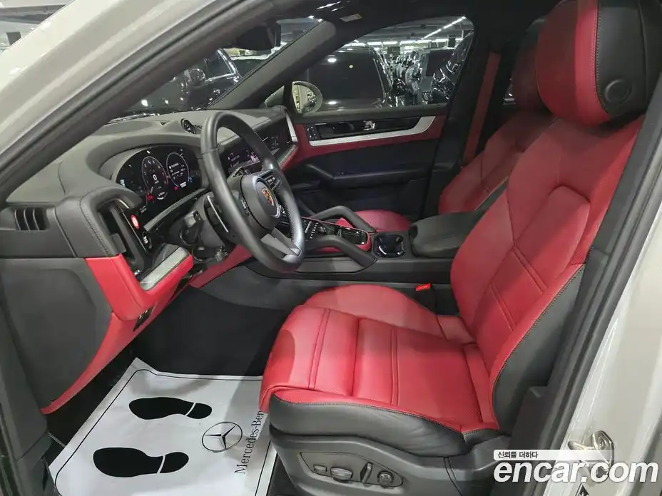 Porsche Cayenne 2024 3.0 Автомат в Москве № 626639, фото 7