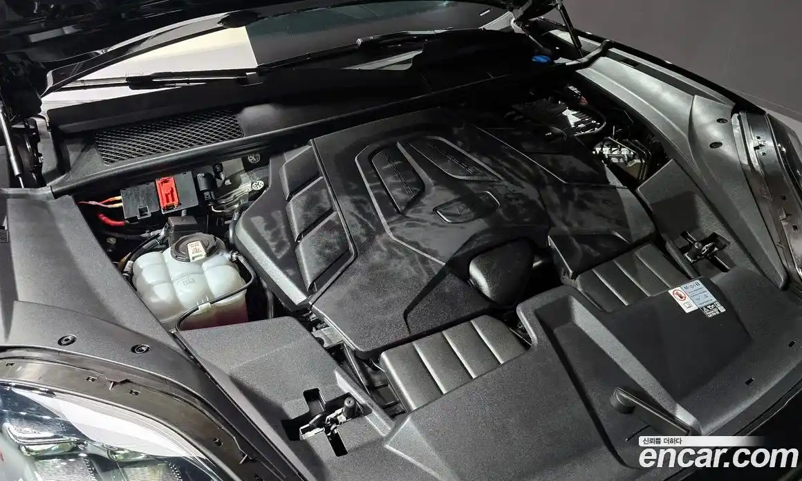 Porsche Cayenne 2024 3.0 Автомат в Москве № 626714, фото 6