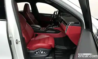 Porsche Cayenne 2020 3.0 Автомат в Москве № 626910, миниатюра 11