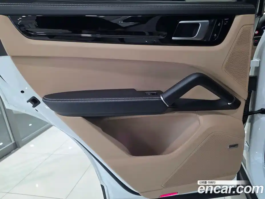 Porsche Cayenne 2020 3.0 Автомат в Москве № 626977, фото 14