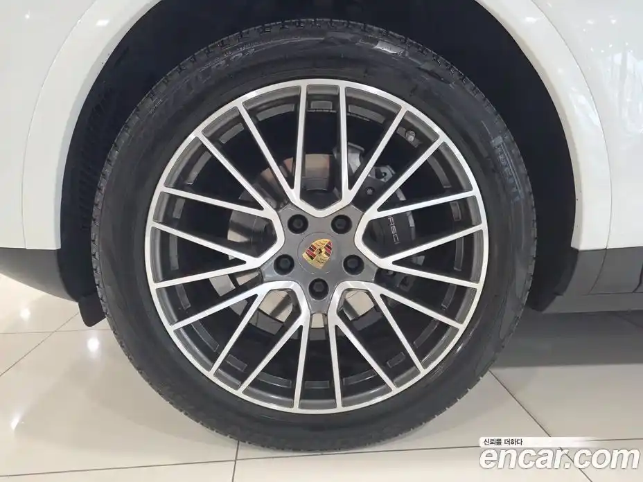 Porsche Cayenne 2020 3.0 Автомат в Москве № 626977, фото 5