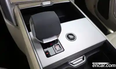 Land Rover Range-Rover 2024 4.4 Автомат в Москве № 627323, миниатюра 9