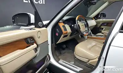 Land Rover Range-Rover 2018 4.4 Автомат в Москве № 627452, миниатюра 11
