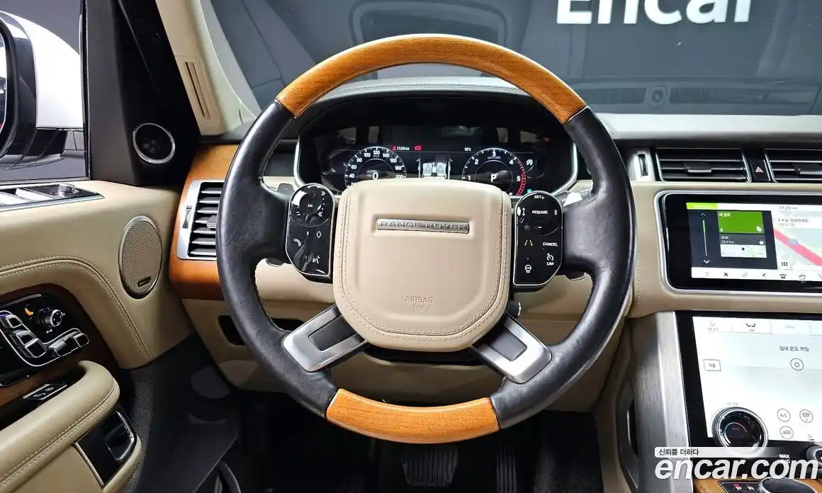 Land Rover Range-Rover 2018 4.4 Автомат в Москве № 627452, фото 13