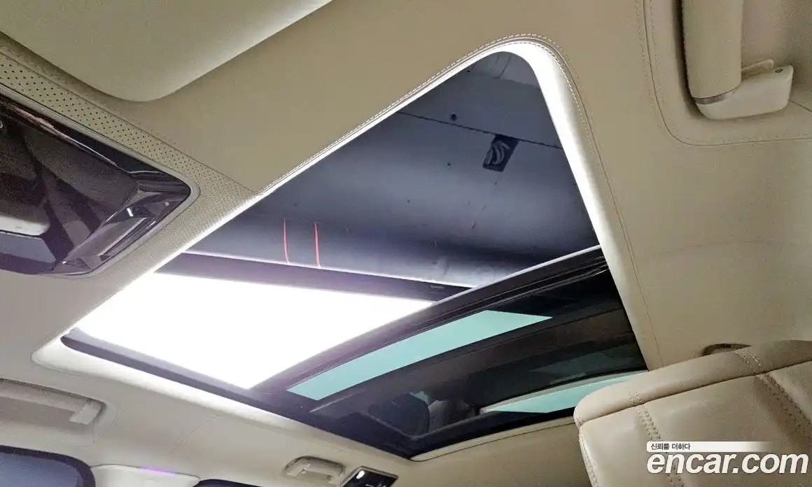 Land Rover Range-Rover 2018 4.4 Автомат в Москве № 627452, фото 19