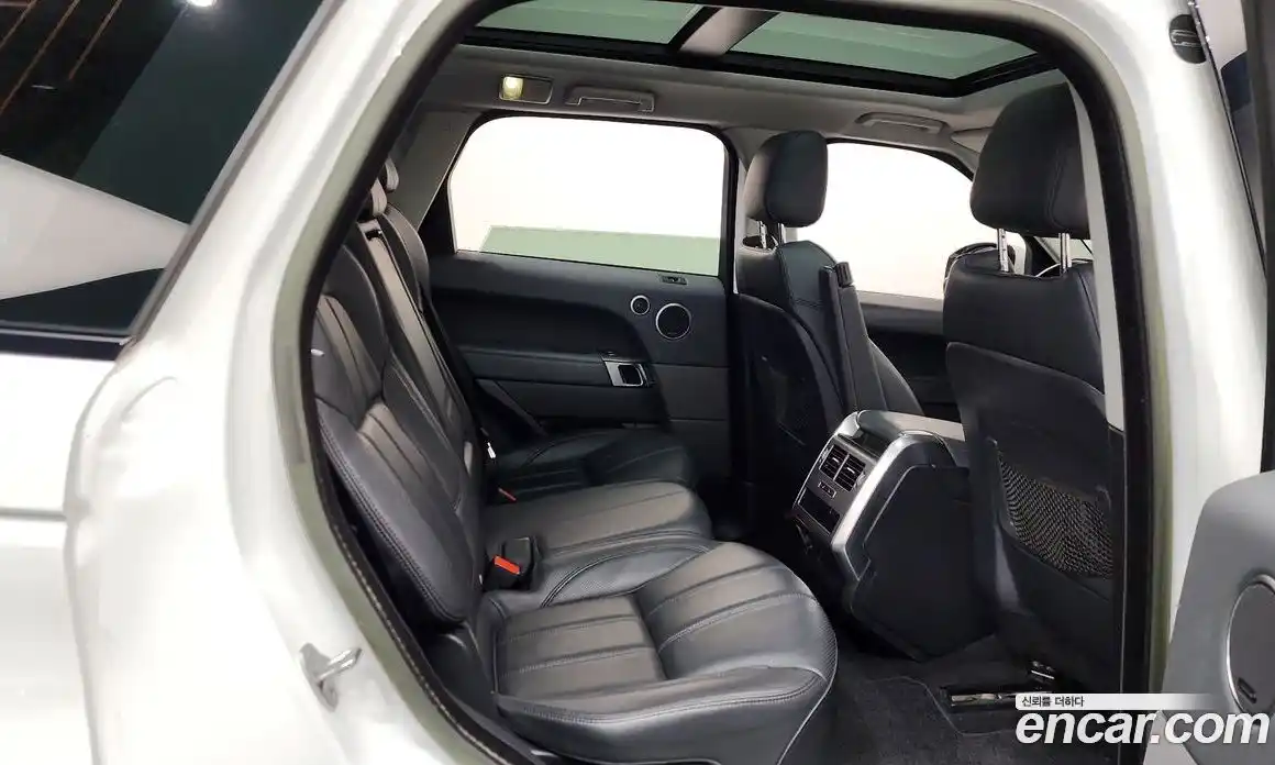 Land Rover Range-Rover Sport 2015 3.0 Автомат в Москве № 627585, фото 12