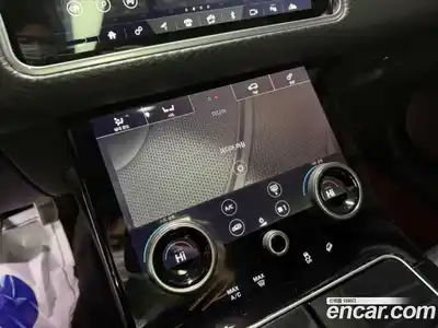 Land Rover Range-Rover Velar 2018 2.0 Автомат в Москве № 627622, миниатюра 12