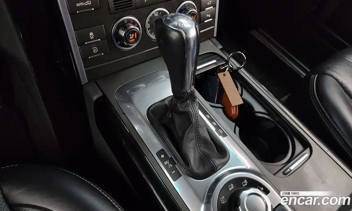 Land Rover Range-Rover 2012 5.0 Автомат в Москве № 627635, фото 9