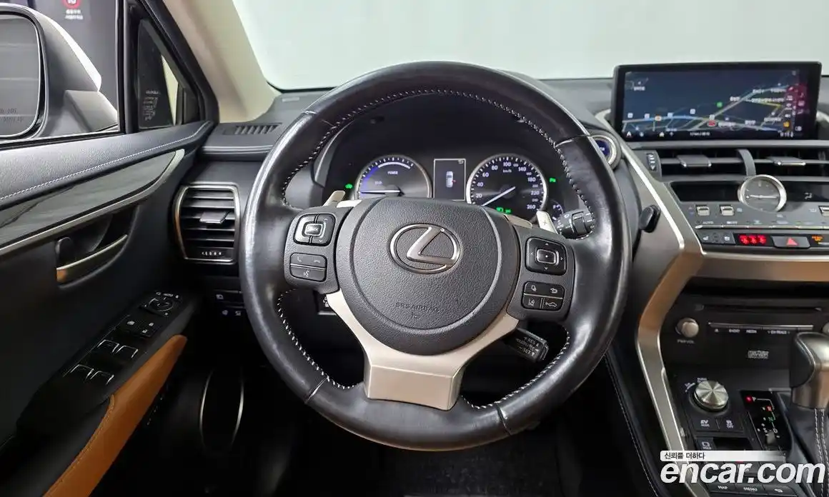 Lexus NX 2021 2.5 Автомат в Москве № 628571, фото 13