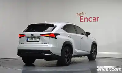 Lexus NX 2021 2.5 Автомат в Москве № 628571, миниатюра 2
