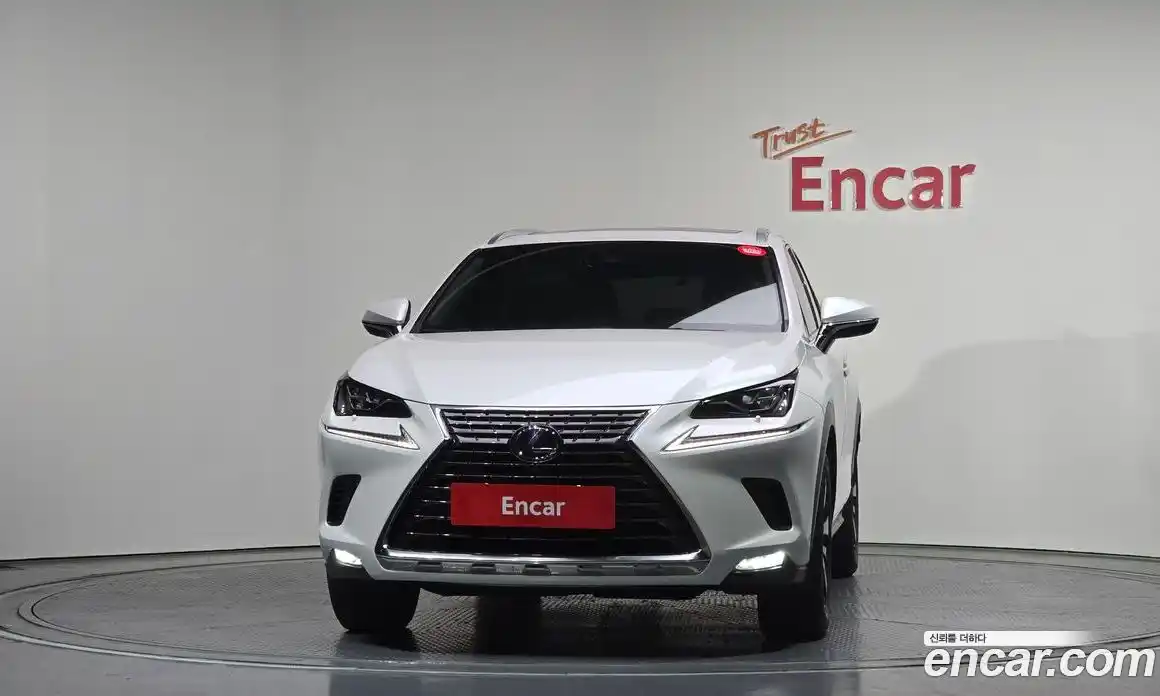 Lexus NX 2021 2.5 Автомат в Москве № 628571, фото 3