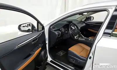 Lexus NX 2021 2.5 Автомат в Москве № 628571, миниатюра 10