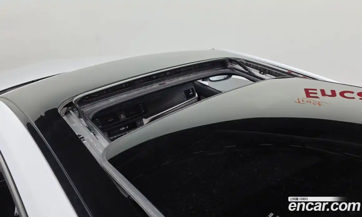 Lexus CT200h 2016 1.8 Автомат в Москве № 628660, фото 19