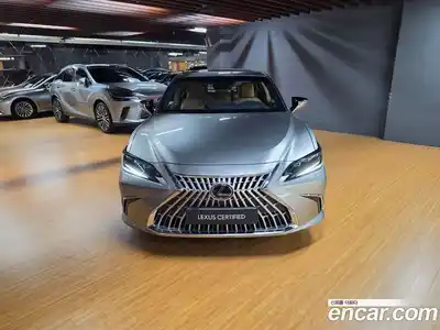 Lexus ES 2026 2.5 Вариатор в Москве № 628721, миниатюра 3