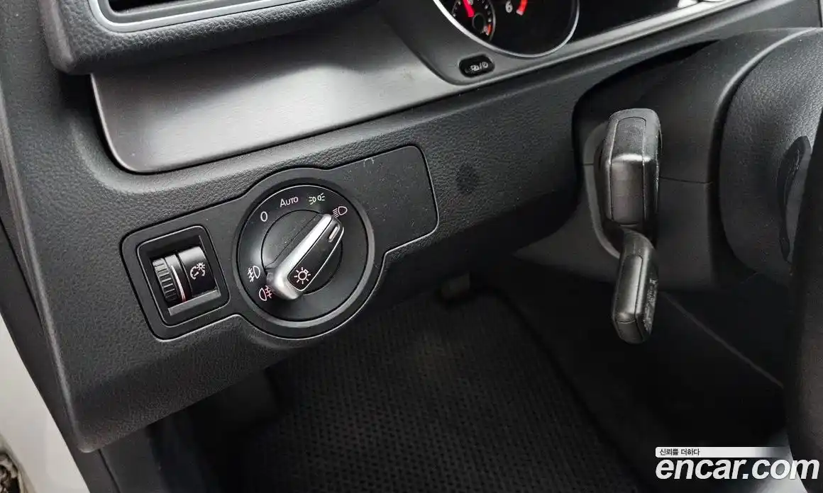 Volkswagen CC 2014 2.0 Автомат в Москве № 629128, фото 18