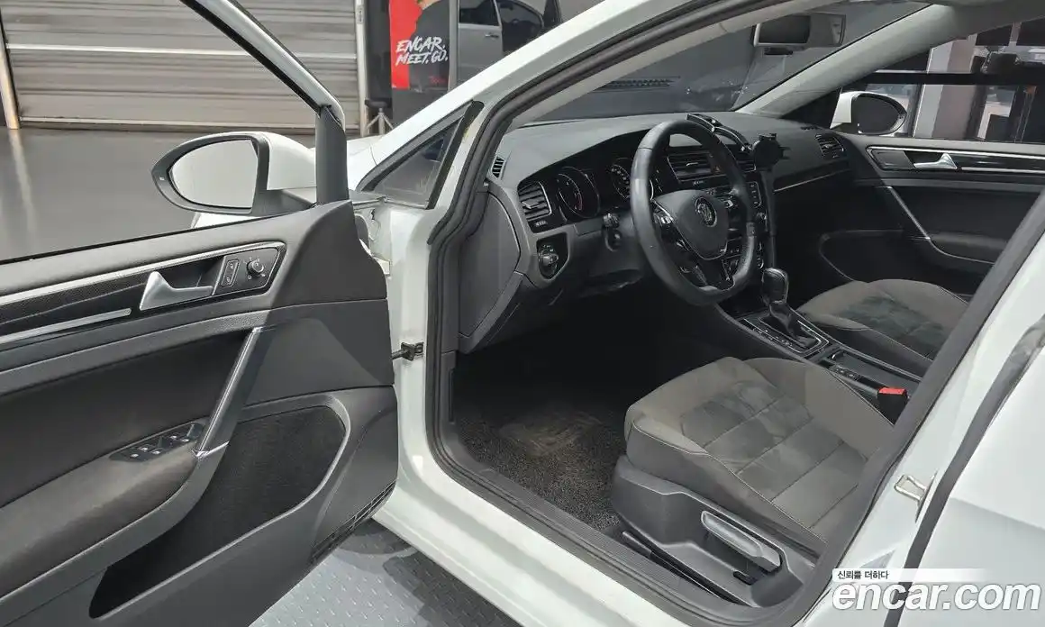 Volkswagen Golf 2014 2.0 Автомат в Москве № 629181, фото 11