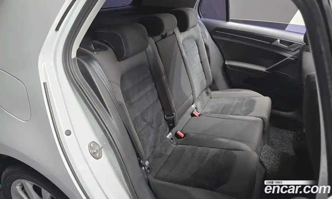 Volkswagen Golf 2014 2.0 Автомат в Москве № 629181, фото 12