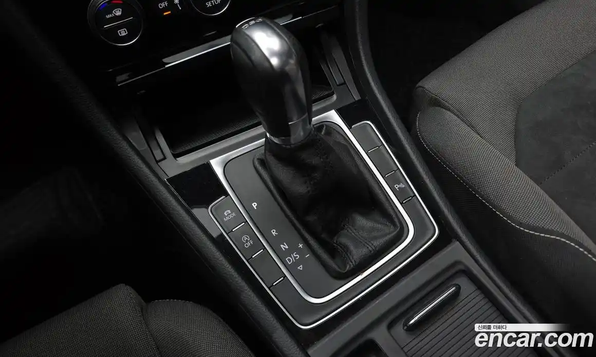 Volkswagen Golf 2014 2.0 Автомат в Москве № 629181, фото 9