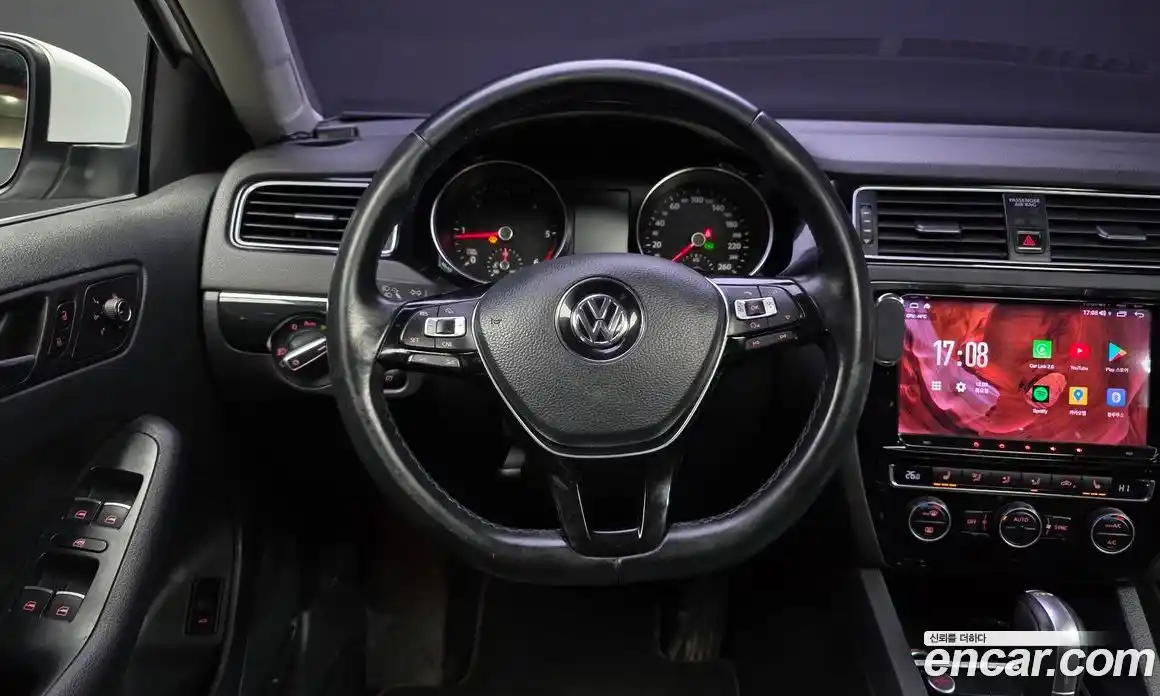 Volkswagen Jetta 2015 2.0 Автомат в Москве № 629226, фото 13