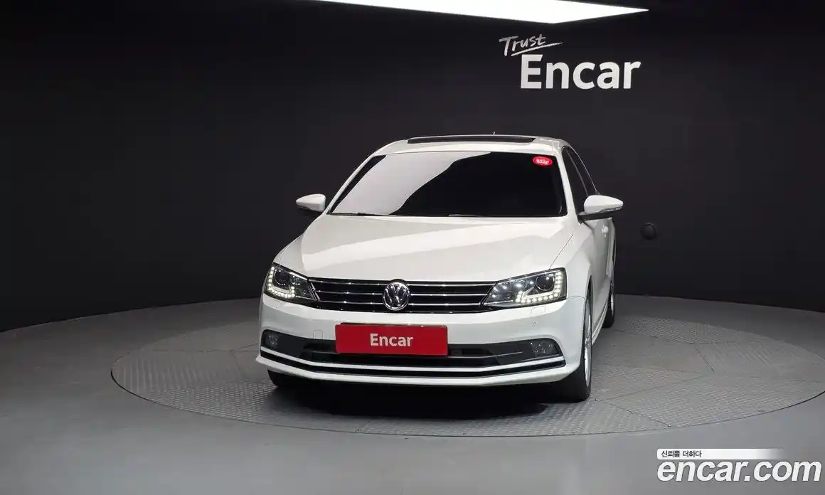 Volkswagen Jetta 2015 2.0 Автомат в Москве № 629226, фото 3