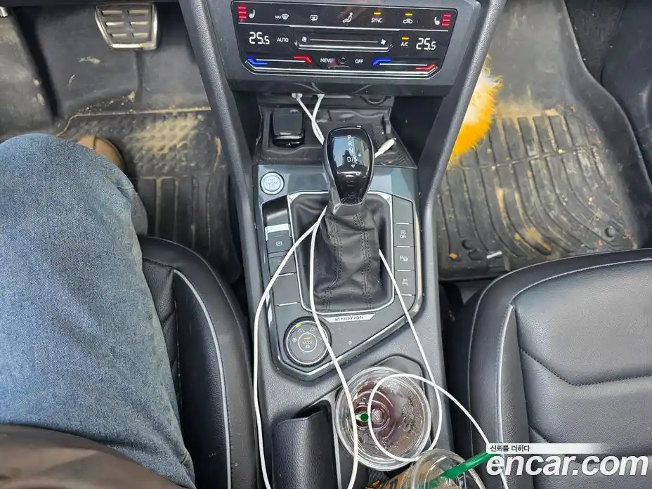 Volkswagen Tiguan 2021 2.0 Автомат в Москве № 629328, фото 13