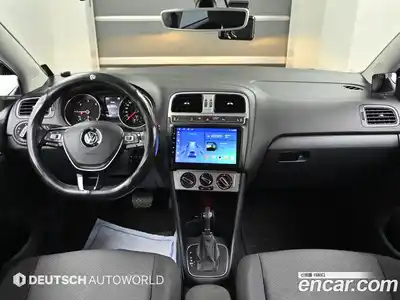 Volkswagen Polo 2015 1.4 Автомат в Москве № 146989, миниатюра 7