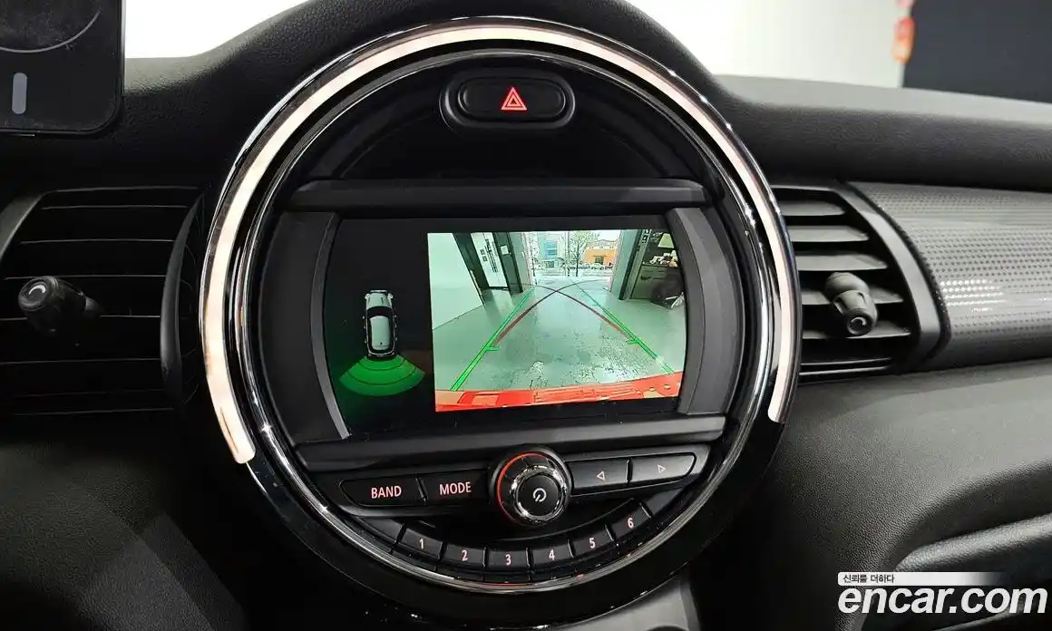 Mini Cooper 2021 1.5 Автомат в Москве № 148999, фото 14