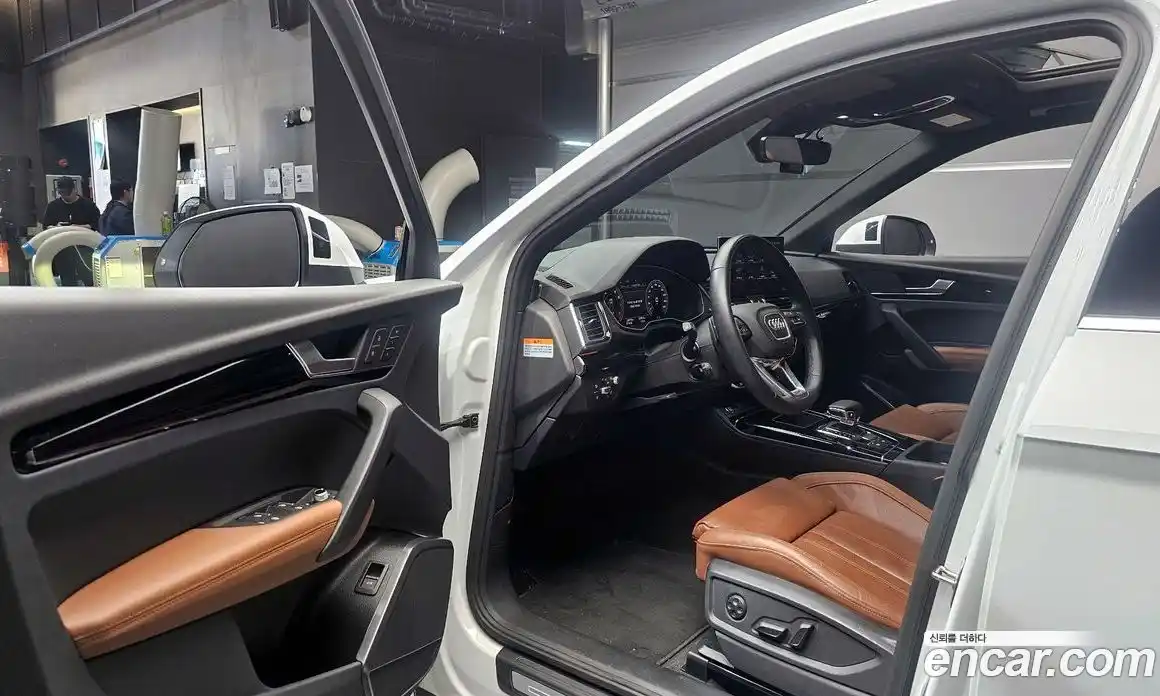 Audi Q5 2022 2.0 Автомат в Москве № 162620, фото 11