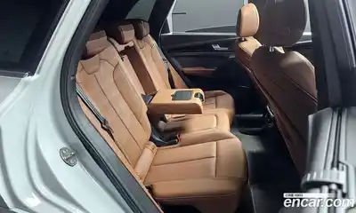 Audi Q5 2022 2.0 Автомат в Москве № 162620, миниатюра 12