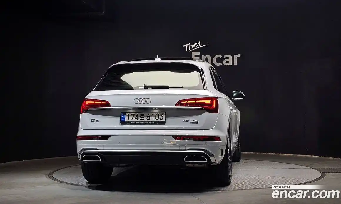 Audi Q5 2022 2.0 Автомат в Москве № 162620, фото 4