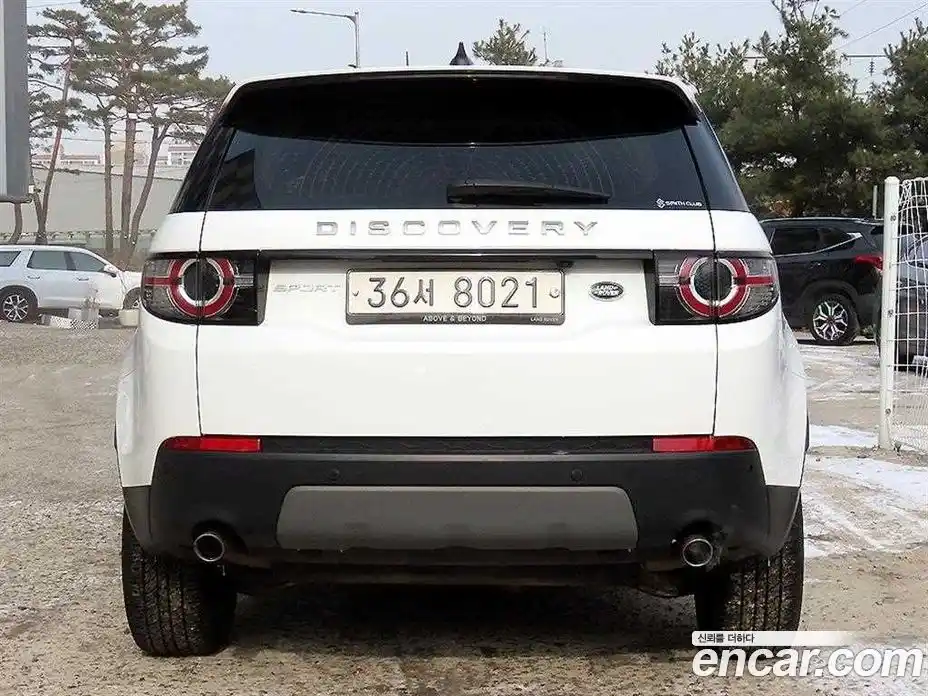 Land Rover Discovery Sport 2017 2.0 Автомат в Москве № 166830, фото 4