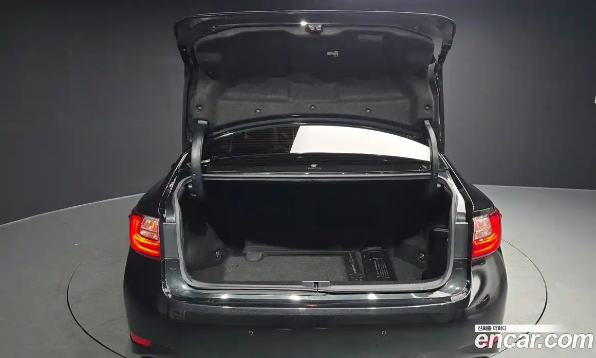 Lexus ES 2018 2.5 Автомат в Москве № 168296, фото 20