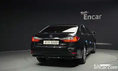 Lexus ES 2018 2.5 Автомат в Москве № 168296, миниатюра 4